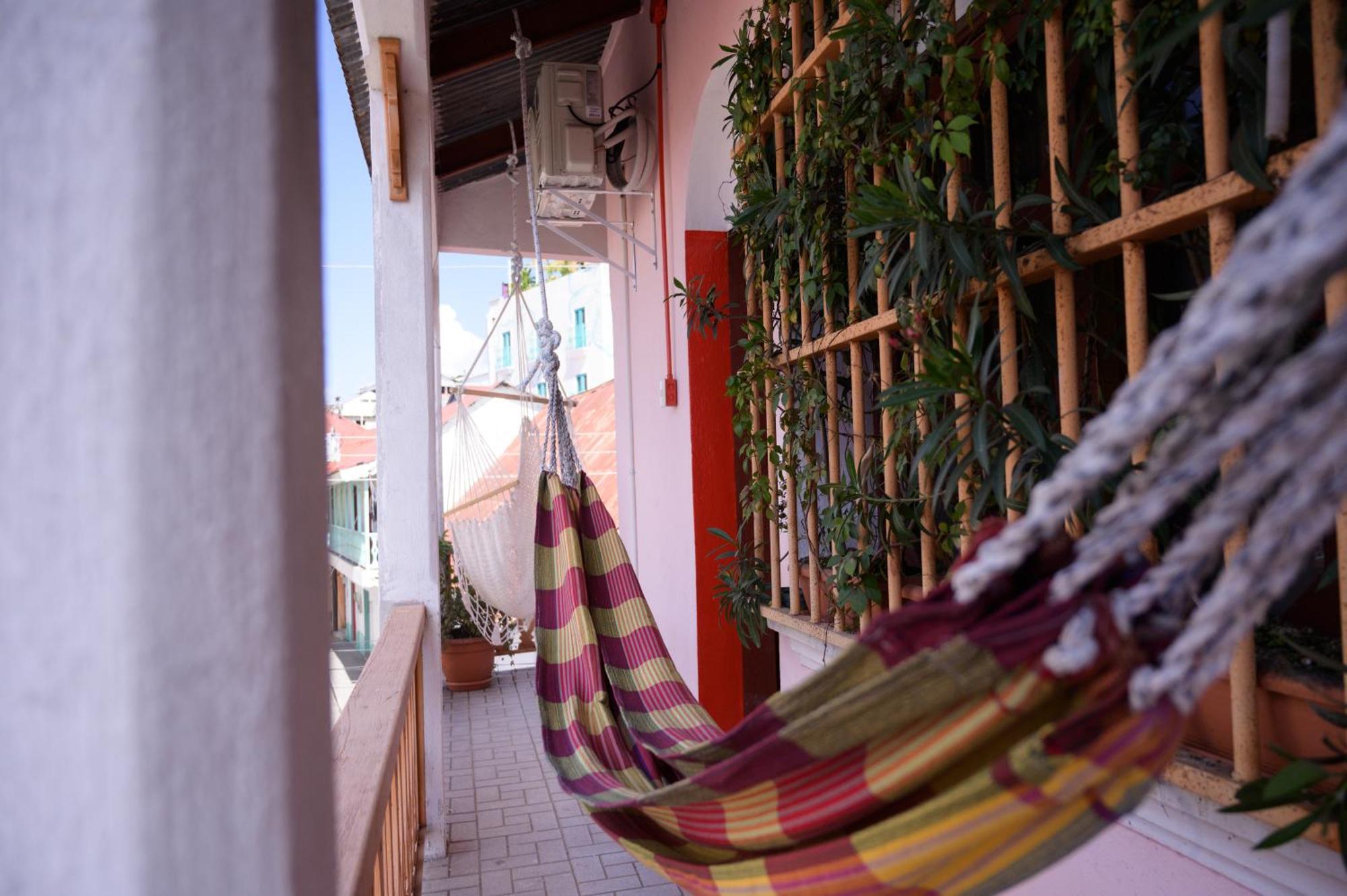 Macarena Hostel Flores Exterior photo